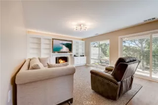 Photo #5: OC23213371 Listing