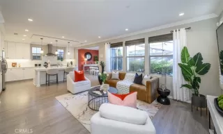 Photo #4: OC23213625 Listing