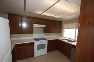 Photo #6: OC23213802 Listing