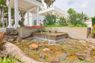 Photo #2: OC23213978 Listing 