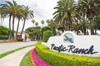 Photo #4: OC23213978 Listing 