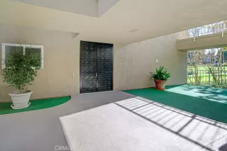 Photo #3: OC23214003 Listing