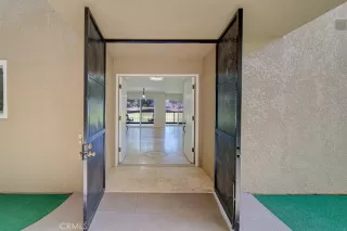 Photo #5: OC23214003 Listing