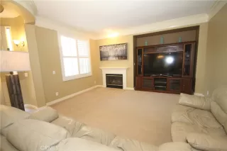 Photo #4: OC23214024 Listing 