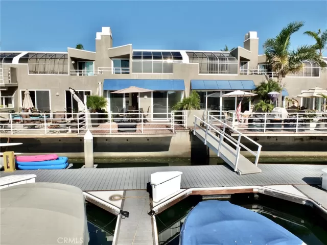 MLS: OC23214070 Condo For Sale