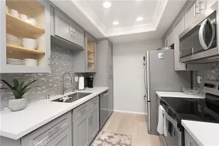 Photo #5: OC23214195 Listing