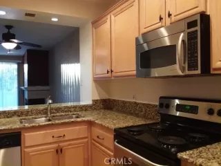 Photo #4: OC23214308 Listing 