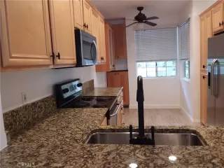 Photo #5: OC23214308 Listing 