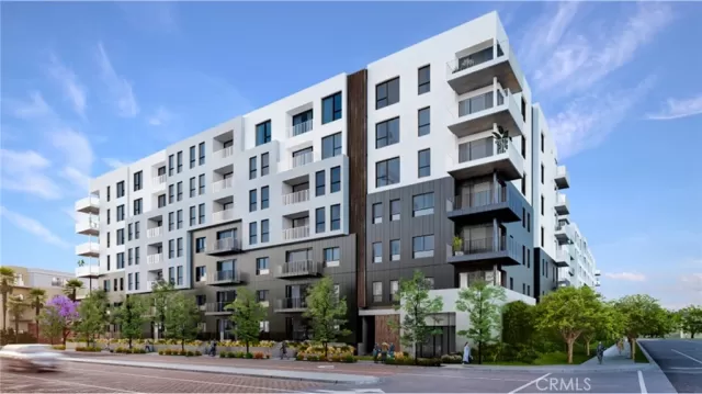 MLS: OC23214327 Condo For Sale