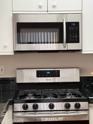 Photo #5: OC23214461 Listing 