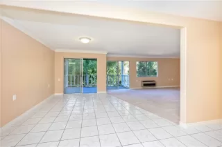 Photo #6: OC23214691 Listing