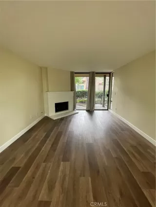 Photo #3: OC23214890 Listing 