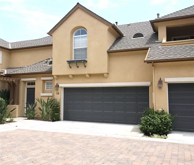 MLS: OC23214896 Condo For Sale