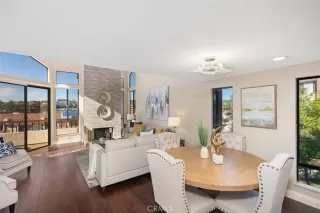 Photo #4: OC23214913 Listing 