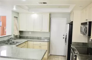 Photo #3: OC23215004 Listing 