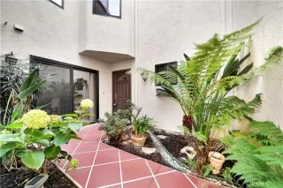 Photo #6: OC23215154 Listing