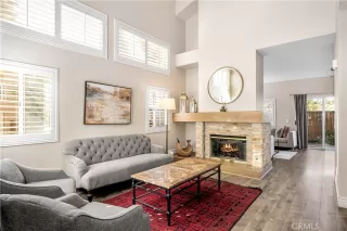 Photo #4: OC23215332 Listing 