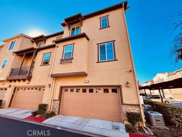 MLS: OC23215363 Condo For Sale