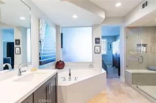 Photo #3: OC23215743 Listing 