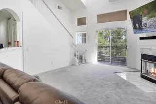 Photo #3: OC23215816 Listing