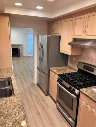 Photo #3: OC23216046 Listing 