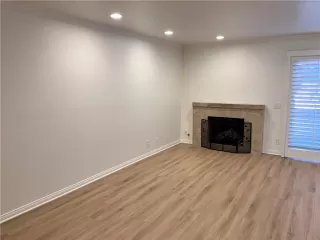 Photo #5: OC23216046 Listing 