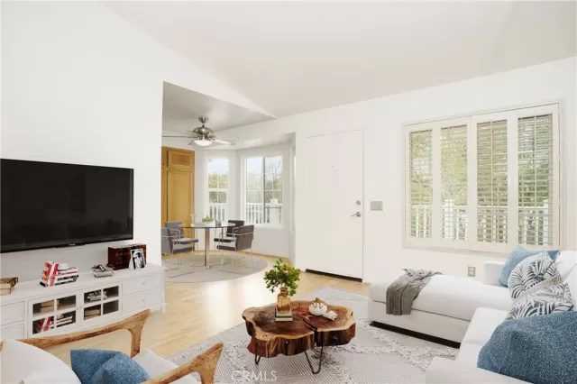 MLS: OC23216133 Condo For Sale