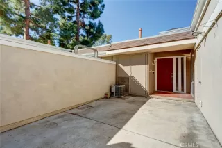 Photo #3: OC23216253 Listing 