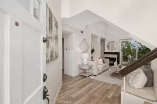 Photo #1: OC23216376 Listing 