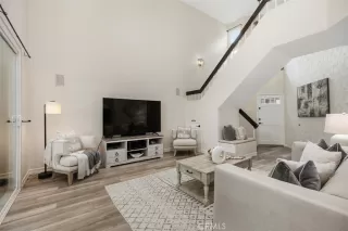 Photo #3: OC23216376 Listing 