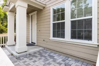 Photo #1: OC23216411 Listing 