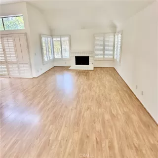 Photo #3: OC23216589 Listing 