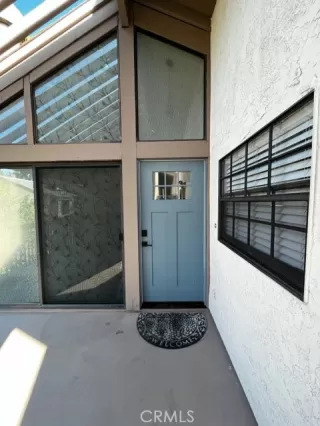 Photo #2: OC23216809 Listing 