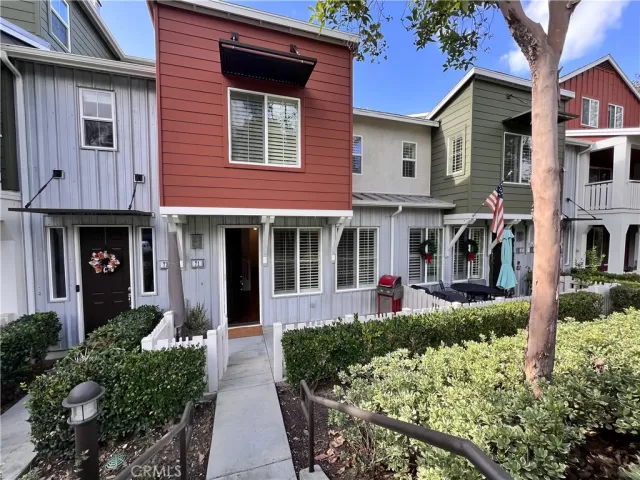 MLS: OC23216864 Condo For Sale