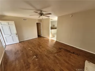 Photo #5: OC23217044 Listing 