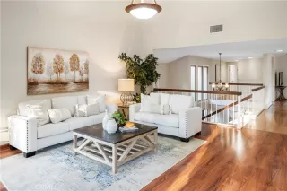 Photo #6: OC23217101 Listing