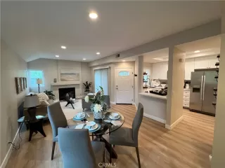 Photo #3: OC23217185 Listing