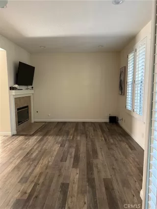 Photo #3: OC23217193 Listing 