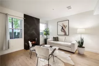 Photo #3: OC23217344 Listing 