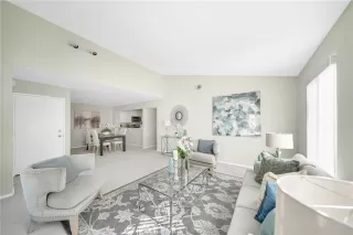 Photo #3: OC23217417 Listing 