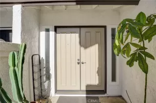 Photo #2: OC23217681 Listing 