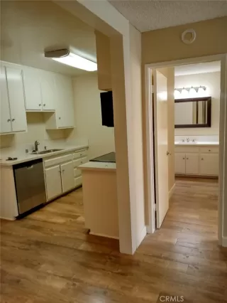 Photo #1: OC23217876 Listing