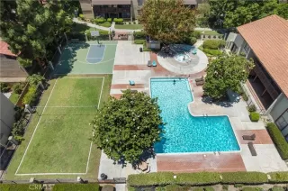 Photo #3: OC23217876 Listing