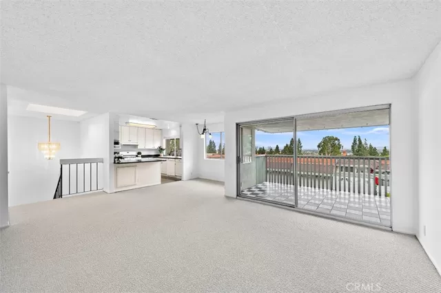 MLS: OC23218008 Condo For Sale