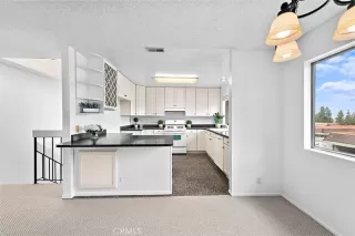 Photo #4: OC23218008 Listing 