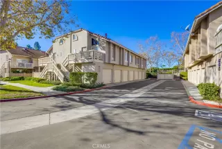 Photo #1: OC23218020 Listing