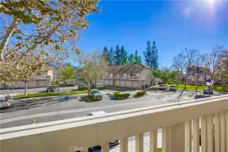 Photo #3: OC23218020 Listing