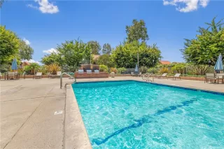 Photo #2: OC23218046 Listing 