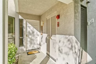 Photo #3: OC23218217 Listing