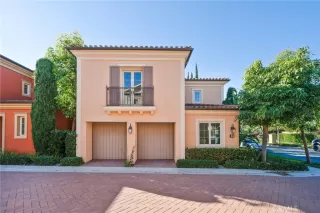 Photo #2: OC23218227 Listing 